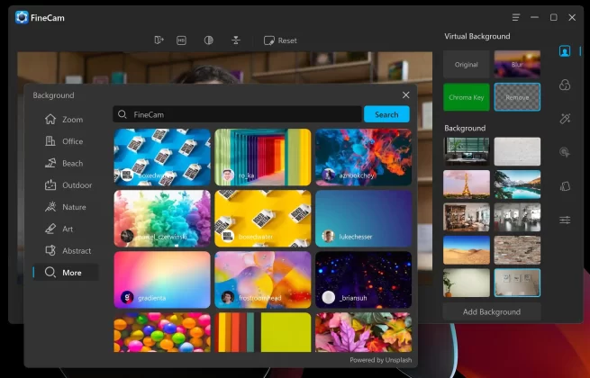 Chỉ với một cú nhấp chuột đơn giản, bạn có thể thay đổi nền webcam của mình và tạo ra những bức ảnh mới lạ. Bạn có thể thu hình trên bất kỳ nền nào hoặc thêm các hiệu ứng độc đáo, tạo ra phong cách riêng cho mình. Nhấp vào hình ảnh liên quan để khám phá thêm về tính năng độc đáo của công cụ này.