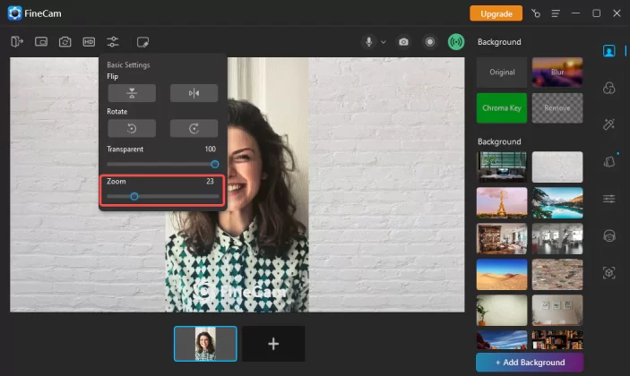 zoom in/out your video