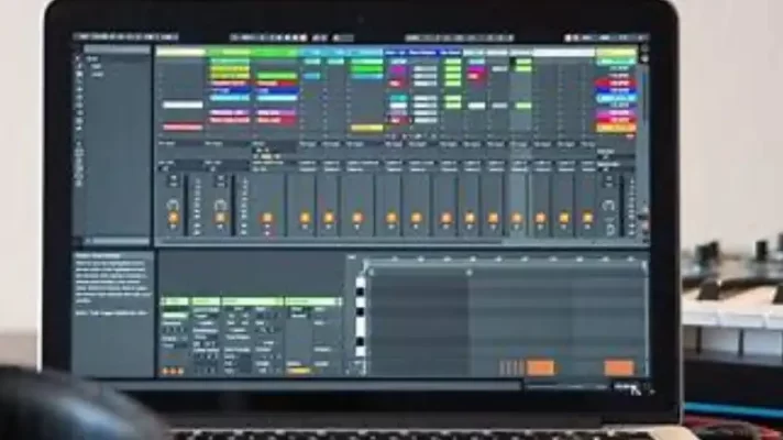 5 Best DAW Software for Windows and Mac [2023 Update]