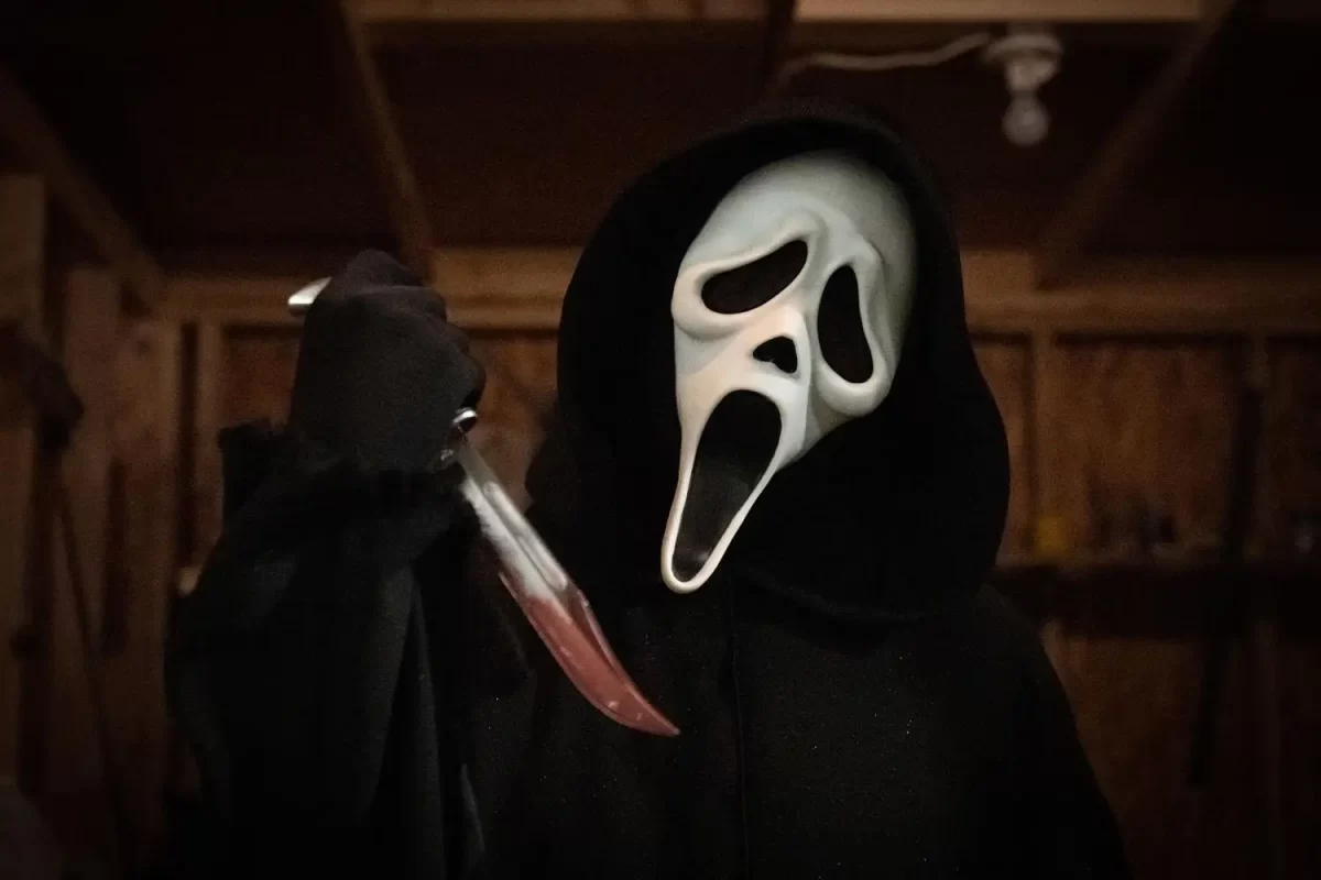 Scream' 25th Anniversary Of Ghostface Wanting to Know What's Your Favorite Scary  Movie