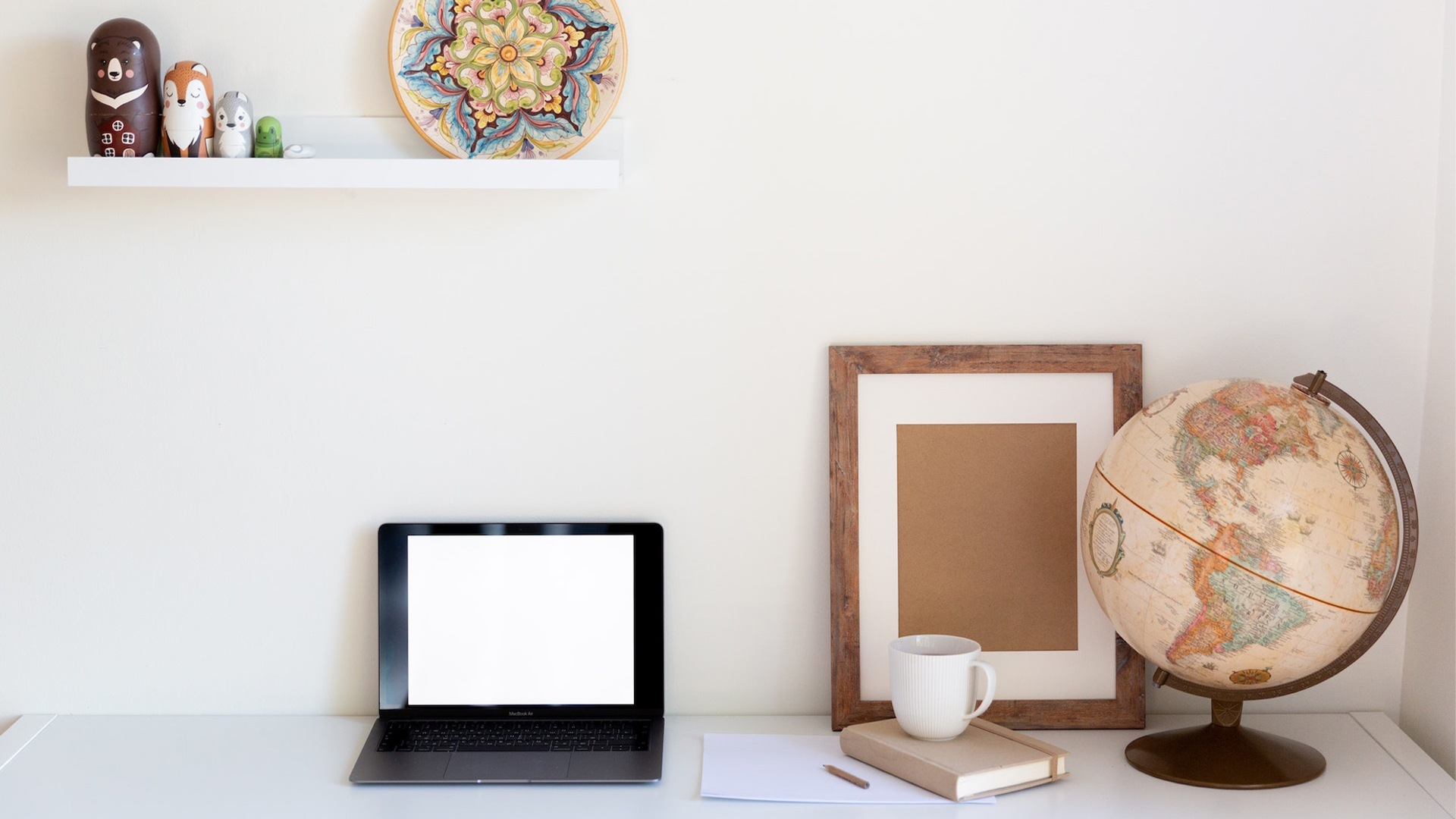 6 Professional Zoom Backgrounds to Wow Your Audience (2024)