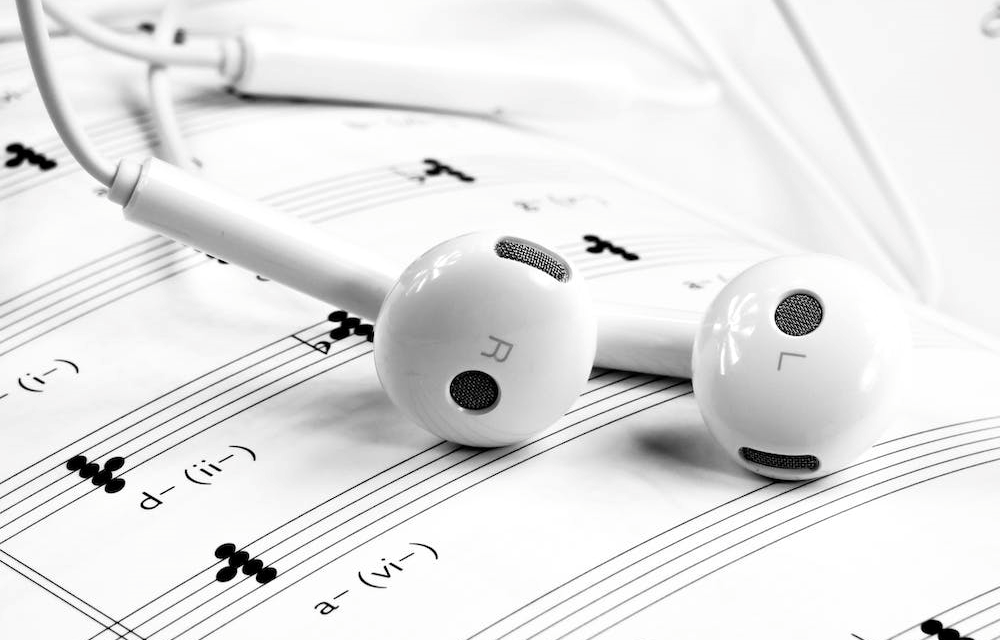 use earphones to transcribe songs by ear